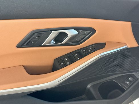 Certified 2025 BMW 330i Sedan w/ M Sport Package image 18