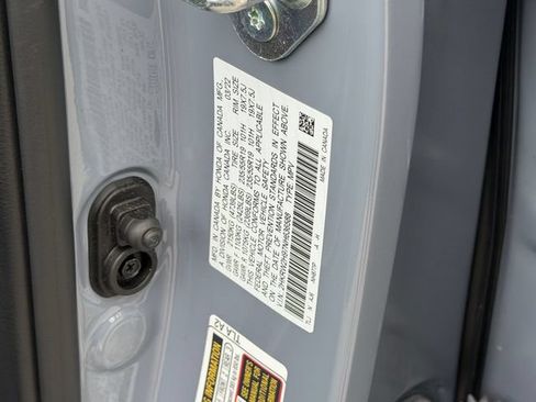 Certified 2022 Honda CR-V Touring image 22