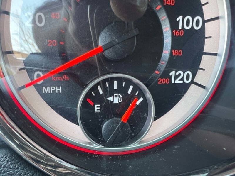 Used 2018 Dodge Grand Caravan SXT FWD image 22