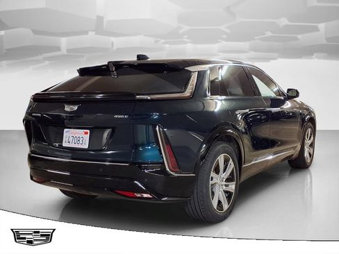 Certified 2024 Cadillac Lyriq Tech RWD image 2