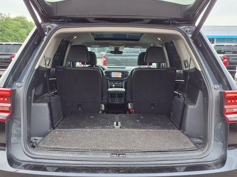 Used 2020 Volkswagen Atlas SEL R-Line AWD/4WD image 9