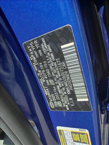 Used 2025 Hyundai Elantra Hybrid FWD image 20