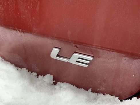 Used 2018 Toyota Sienna LE image 3