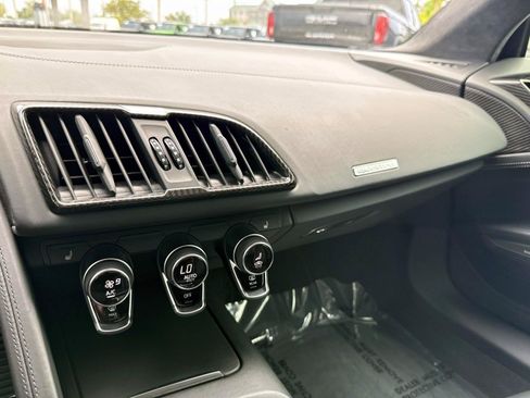 Used 2018 Audi R8 V10 plus AWD/4WD image 24