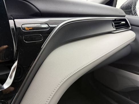 Used 2024 Toyota Camry LE image 22