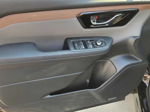 New 2025 Subaru Forester Sport image 4