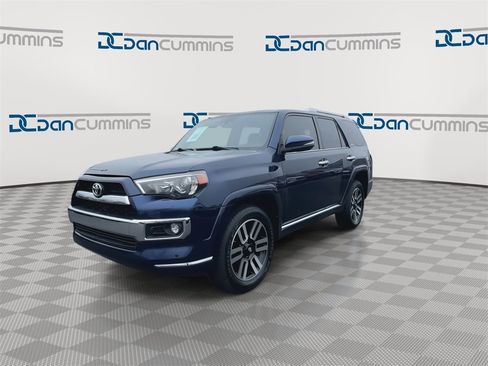 Used 2016 Toyota 4Runner Limited image 4