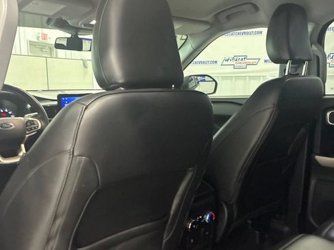 Used 2023 Ford Explorer XLT w/ Equipment Group 202A RWD image 29