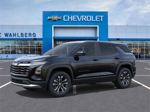 New 2026 Chevrolet Equinox LT w/ Safety and Technology Package image 2