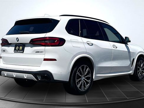 Used 2023 BMW X5 xDrive40i w/ M Sport Package AWD/4WD image 6