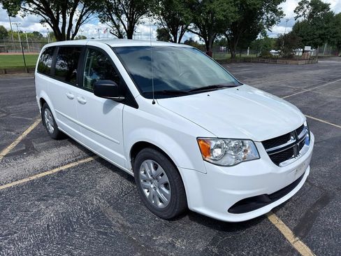 Used 2013 Dodge Grand Caravan SE FWD image 5