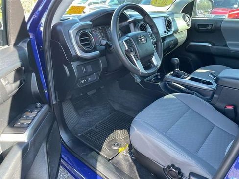Used 2022 Toyota Tacoma SR5 image 9