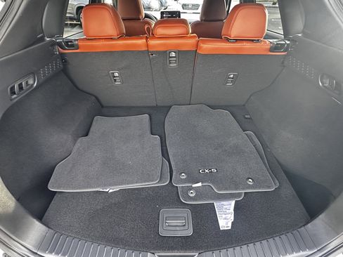 Certified 2025 MAZDA CX-5 Carbon Edition image 14