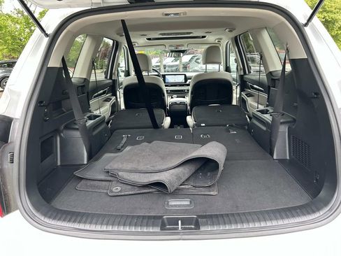 Certified 2023 Kia Telluride S w/ S Sunroof Package AWD/4WD image 15
