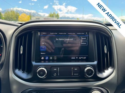 Used 2022 Chevrolet Colorado LT w/ LT Convenience Package AWD/4WD image 24