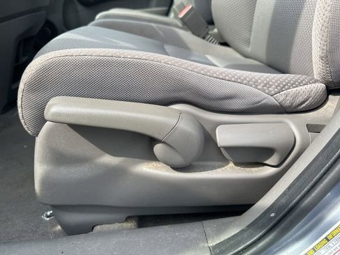Used 2007 Honda CR-V LX image 18