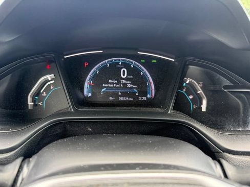 Used 2019 Honda Civic LX image 9