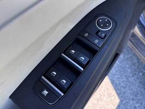 Used 2023 Kia Forte LXS w/ LXS Technology Package FWD image 20
