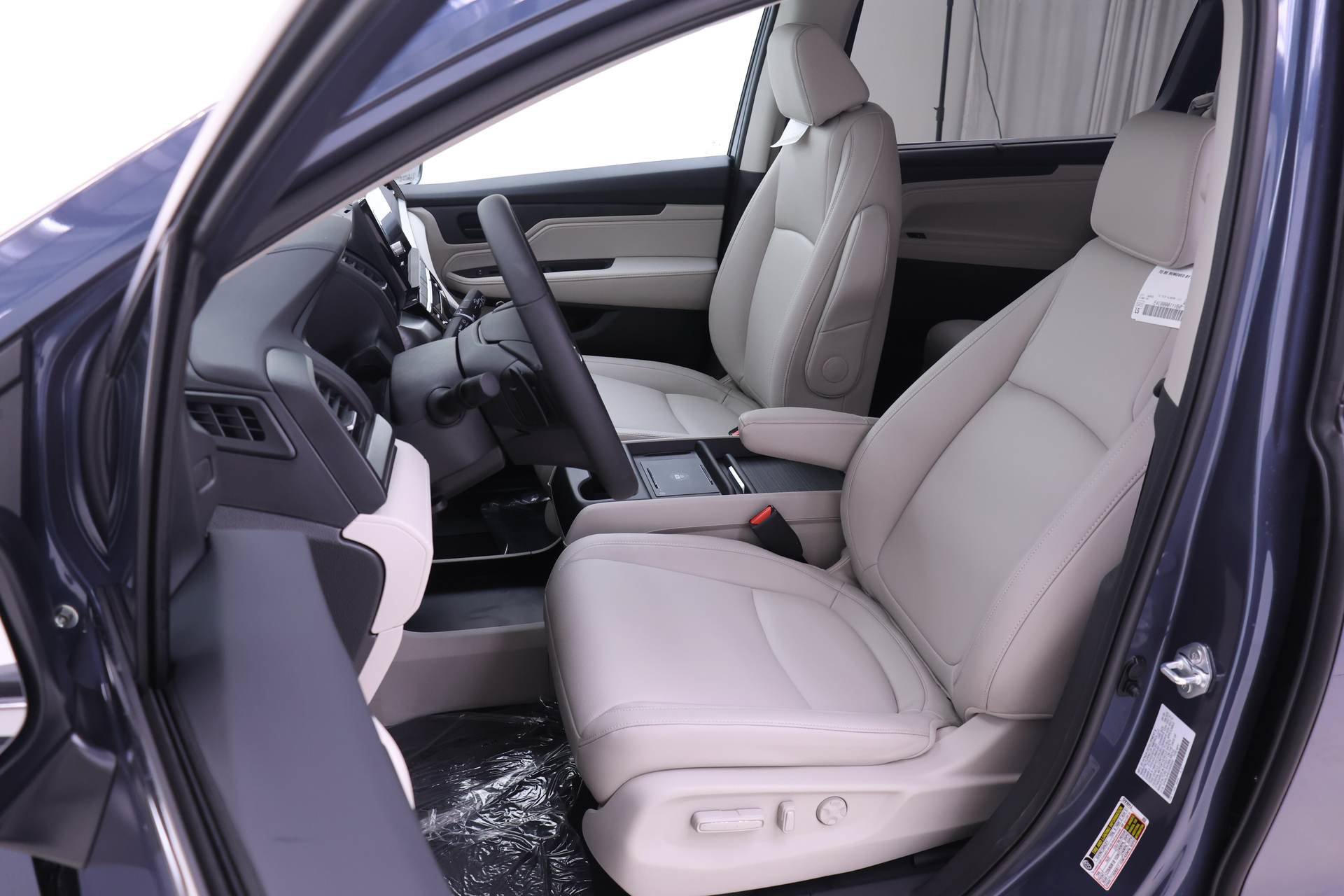 New 2027 Honda Odyssey EX-L image 4