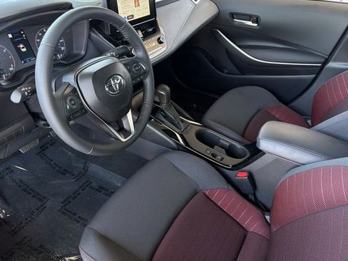 Used 2025 Toyota Corolla SE FWD image 10