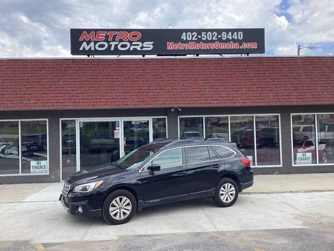 Used 2015 Subaru Outback 2.5i Premium AWD/4WD image 1
