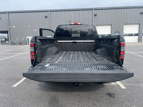 Used 2023 Nissan Frontier SV w/ Technology Package image 24