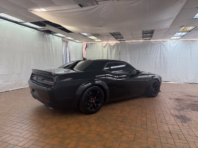 Used 2023 Dodge Challenger R/T Scat Pack RWD image 5