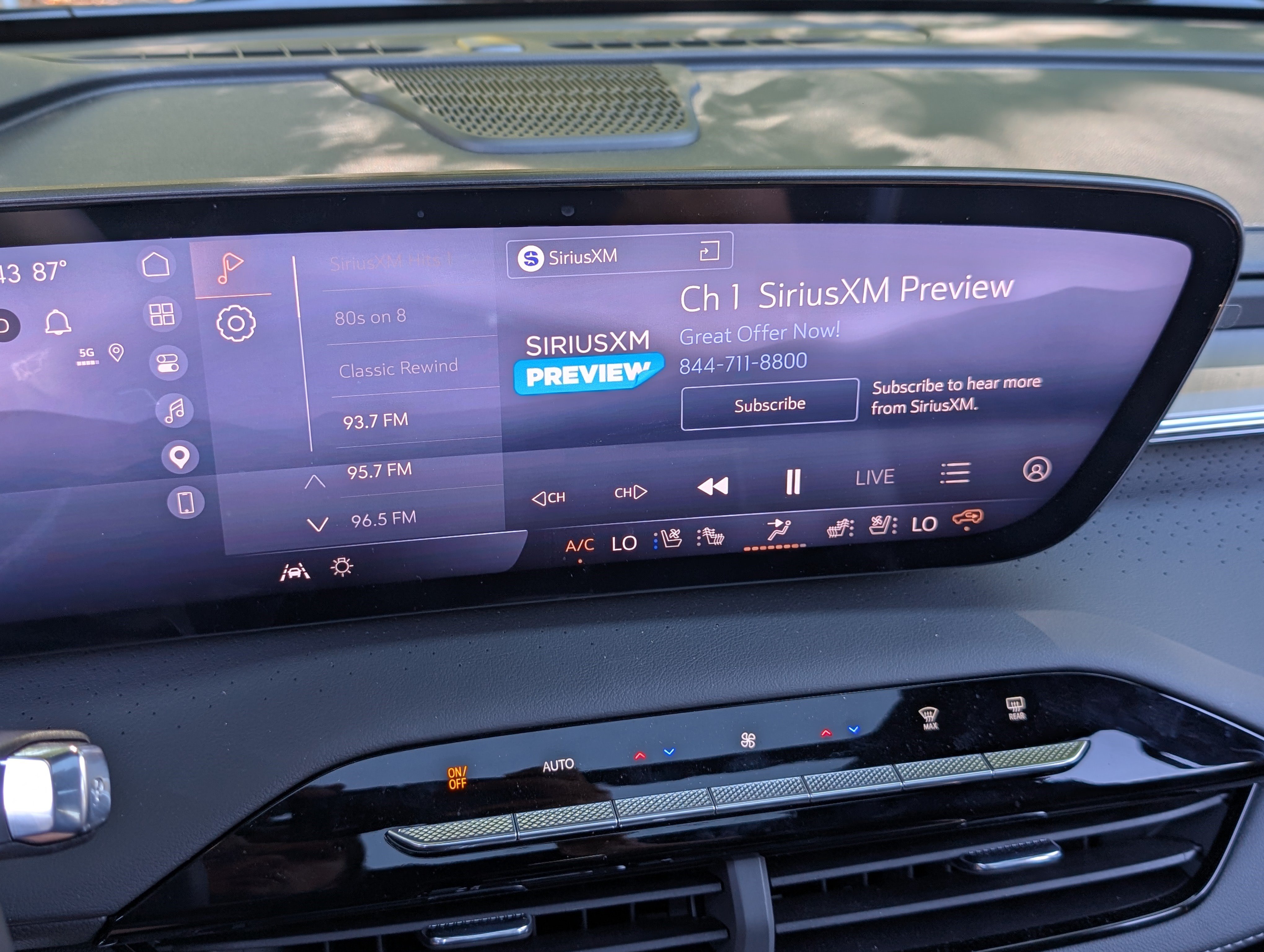 Used 2026 Buick Enclave Avenir w/ Super Cruise Package FWD image 31