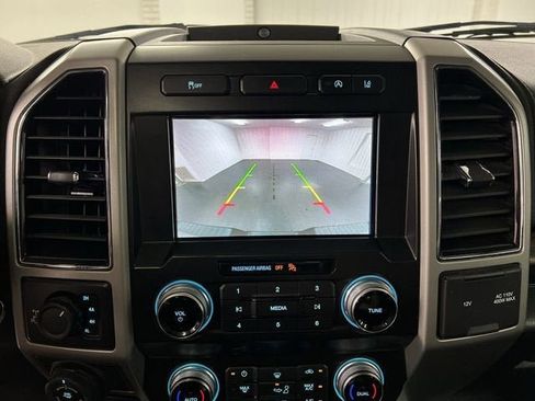 Used 2020 Ford F150 Lariat w/ Equipment Group 502A Luxury AWD/4WD image 15