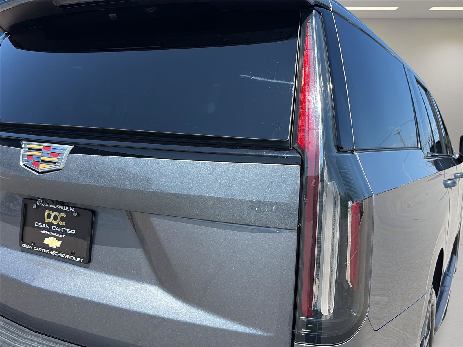 Used 2022 Cadillac Escalade ESV Sport AWD/4WD image 50