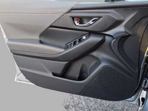 New 2026 Subaru Crosstrek 2.5i Limited image 10