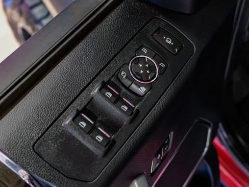 Used 2020 Ford F250 Lariat w/ Chrome Package image 43