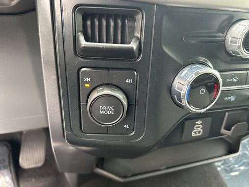 Used 2025 Ford F150 XLT w/ Equipment Group 301A Standard AWD/4WD image 53