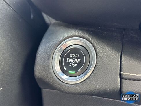 Used 2023 Buick Envision Essence image 21