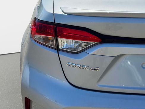 Certified 2024 Toyota Corolla SE FWD image 11