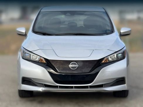 Used 2023 Nissan Leaf S image 5