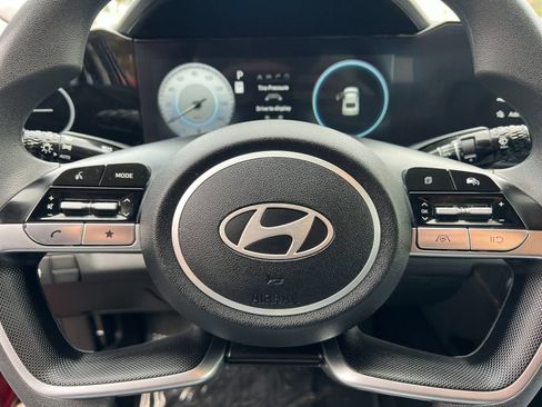 Certified 2024 Hyundai Elantra SEL image 23