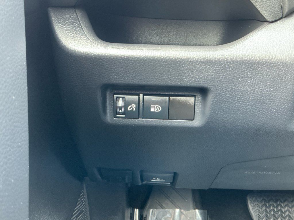 Used 2024 Toyota RAV4 Adventure AWD/4WD image 20