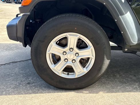 Certified 2021 Jeep Wrangler Unlimited Sport AWD/4WD image 10