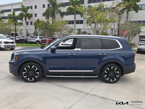 Used 2024 Kia Telluride SX FWD image 3