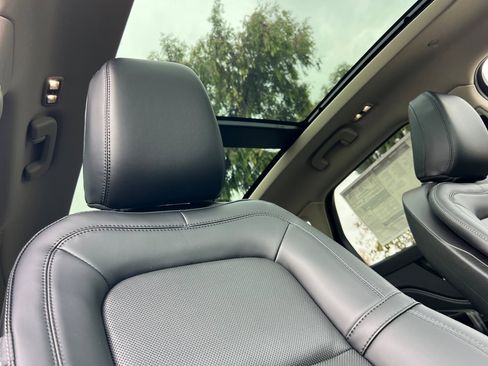 New 2025 Lincoln Corsair Grand Touring w/ Equipment Group 301A image 15