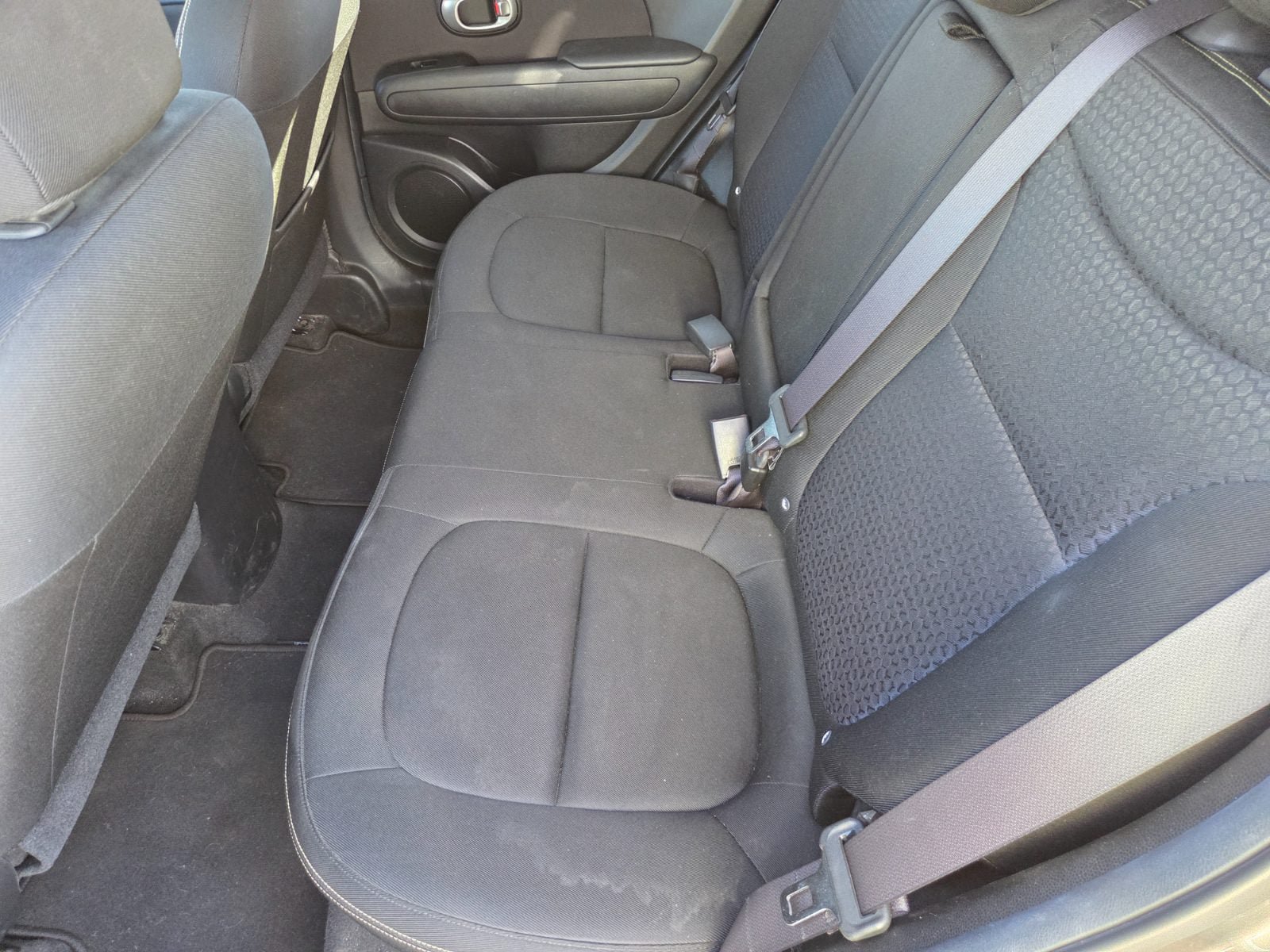 Used 2015 Kia Soul + FWD image 10