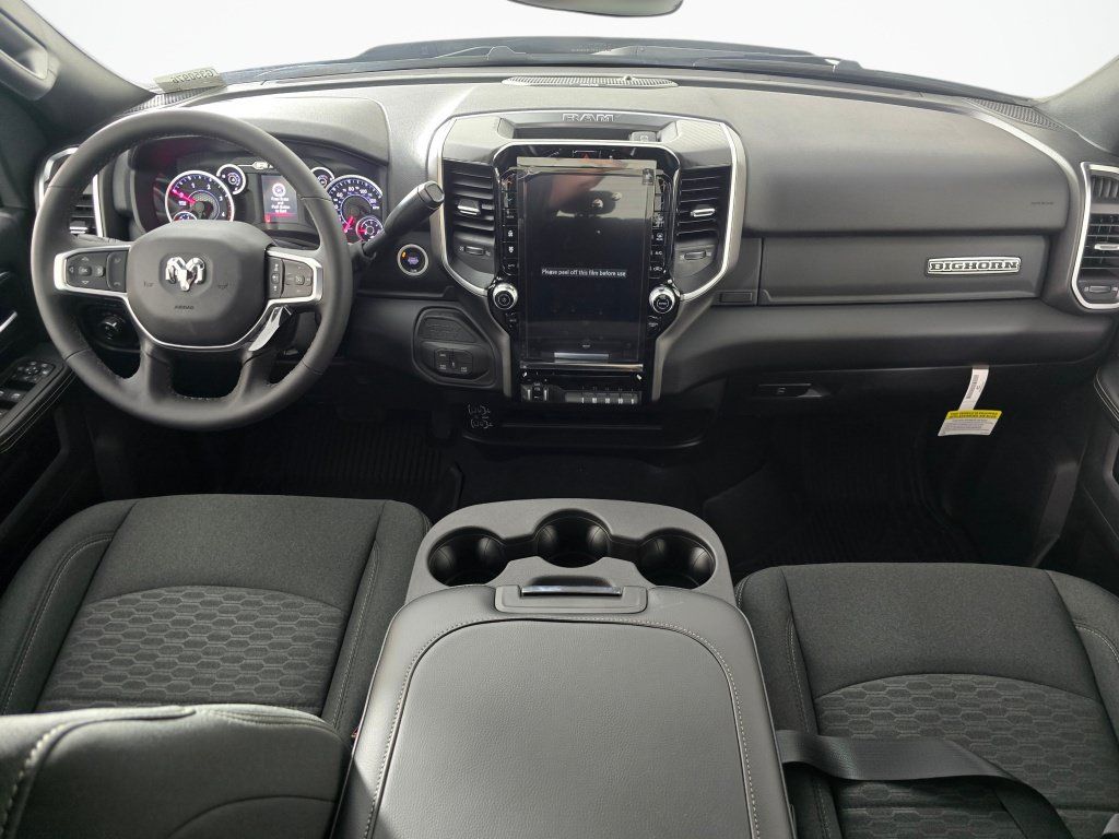 New 2026 RAM 2500 Big Horn AWD/4WD image 19