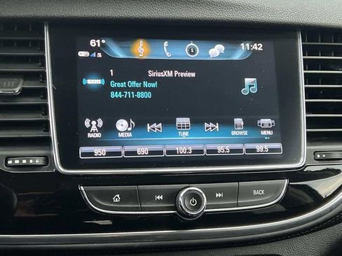 Used 2019 Buick Encore Preferred image 21