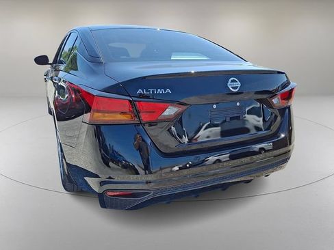 Used 2022 Nissan Altima 2.5 S FWD image 8