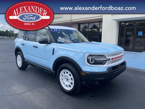 Used 2025 Ford Bronco Sport Heritage w/ Convenience Package AWD/4WD image 3