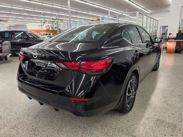Used 2022 Nissan Sentra S FWD image 5
