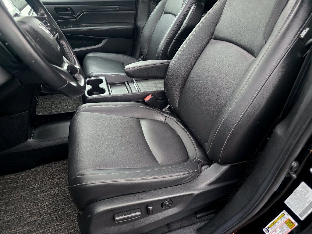 Certified 2024 Honda Odyssey EX-L image 16