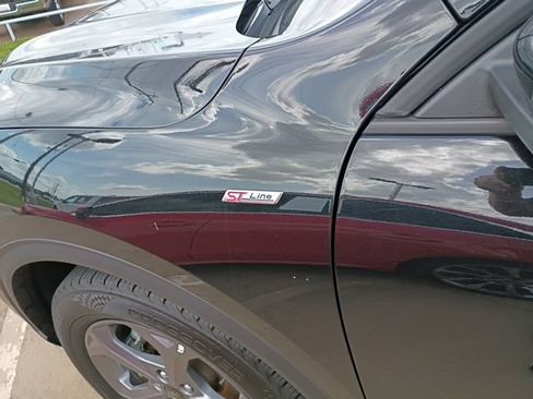 Used 2025 Ford Escape ST-Line Select AWD/4WD image 10