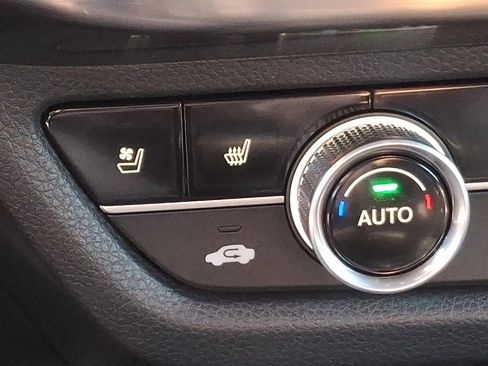 Certified 2025 Acura ADX A-Spec image 25